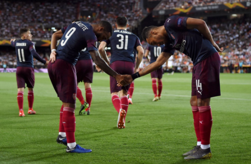 欧联-阿森纳总比分7-3瓦伦西亚进决赛 奥巴梅扬帽子戏法 加梅罗梅开二度
