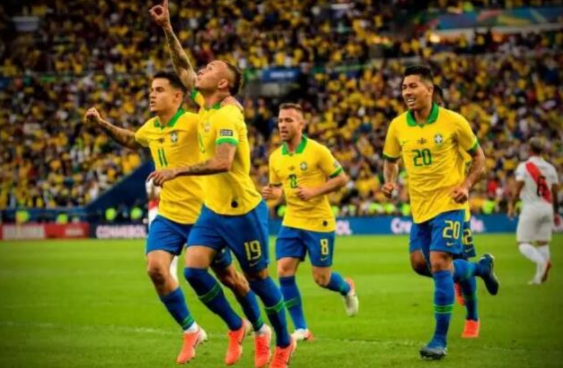 美洲杯-10人巴西3-1战胜秘鲁夺冠 热苏斯传射后染红