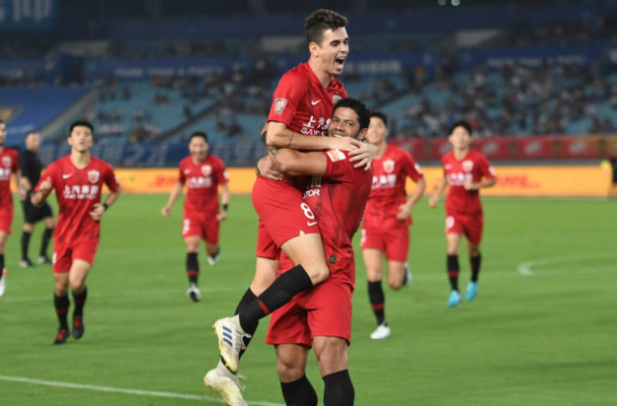 中超-上海上港3-0胜9人苏宁夺4连胜 两将暴力犯规染红