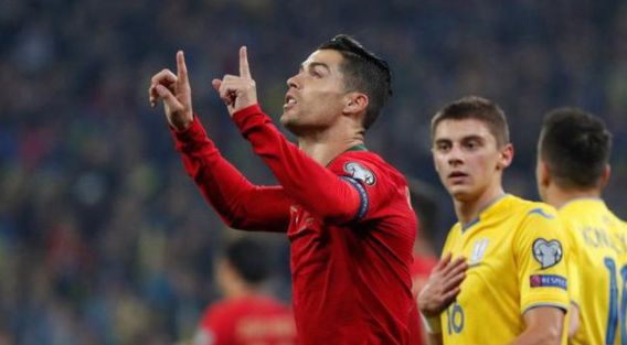欧预赛-葡萄牙1-2不敌10人乌克兰 C罗斩生涯700球无力救主