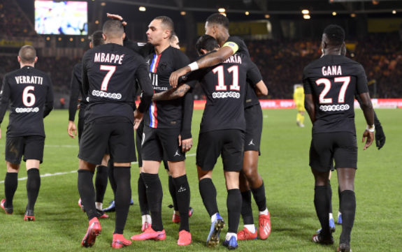 法甲-巴黎2-1豪取7连胜 迪马利亚传射科雷尔破门