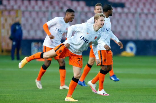 欧国联-巴贝尔补时丢绝杀 荷兰0-0闷平波黑2轮不胜
