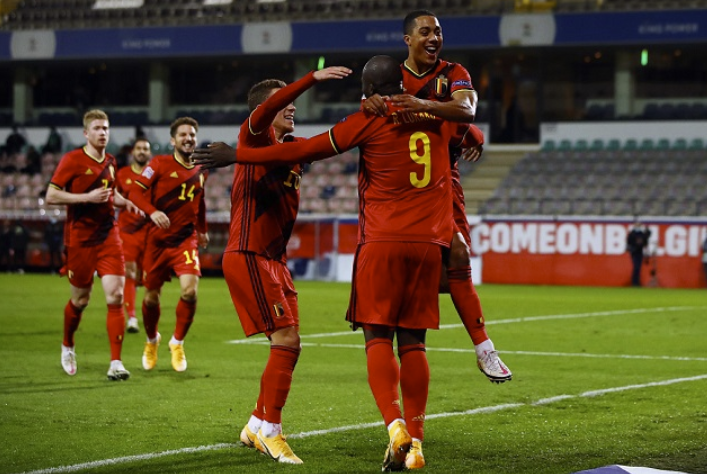 欧国联-卢卡库梅开二度 比利时4-2丹麦晋级半决赛