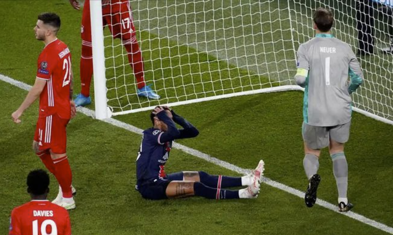 欧冠1/4决赛次回合综述：巴黎输球仍晋级，切尔西续写新历史