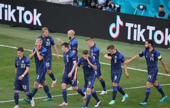 欧洲杯-丹麦0-1不敌芬兰 埃里克森晕厥离场铁腰失点