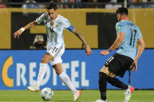 世预赛-天使弧线球破门梅西复出 阿根廷1-0小胜乌拉圭
