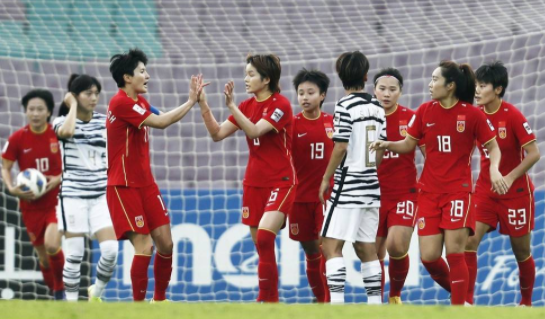 女足亚洲杯-中国女足3-2绝杀韩国夺冠 两球落后连追三球
