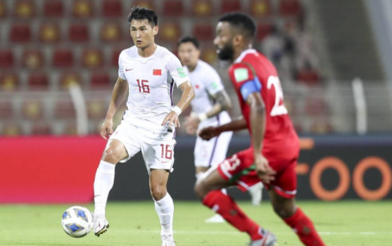 世预赛-中国男足0-2完败阿曼 七轮不胜结束世预赛之旅 