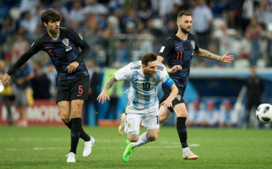 世界杯-阿根廷VS克罗地亚前瞻：梅西对战魔笛金球先生大战