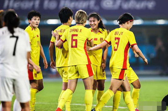 亚运女足-中国女足6-0横扫乌兹别克头名晋级 淘汰赛将对阵泰国