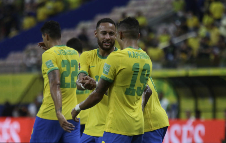 世预赛-内马尔1射2传拉菲尼亚双响 巴西4-1乌拉圭