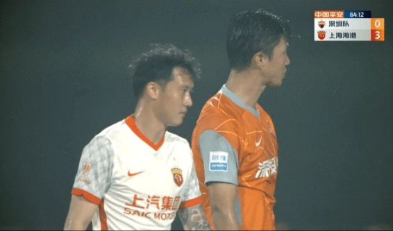 中超-海港3-0大胜深圳取3连胜 根宝系火力全开武磊第8球