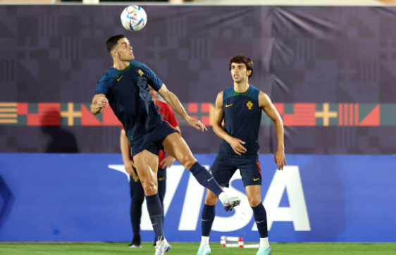 世界杯-葡萄牙VS瑞士前瞻：葡萄牙破魔咒 C罗冲击淘汰赛首球